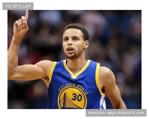 库里底角漂移三分入网，勇士稳住领先