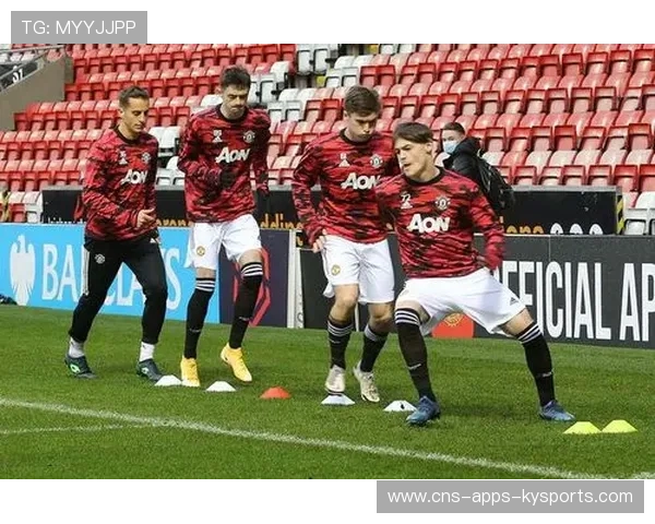 曼联青训传控训练节奏更紧凑，未来星辰耀赛场