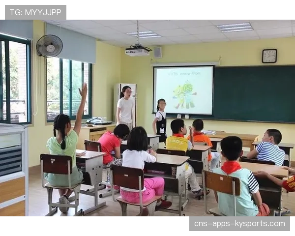 世界举重康复线上互动课堂周末专场反响热烈，世界举重视频